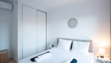 6 bedrooms, in-room safe, desk, iron/ironing board