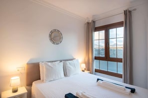 Room - Villa Vista Reina | 6 Bedroom Villa with Private Pool in Playa Blanca (Playa Blanca)