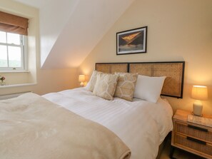 Cottage | 3 bedrooms, individually decorated, individually furnished, free WiFi