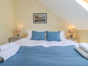 Cottage | 3 bedrooms, individually decorated, individually furnished, free WiFi