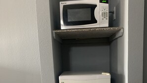 Kamar, 2 Tempat Tidur Queen, Bebas Asap Rokok | Lemari es mini