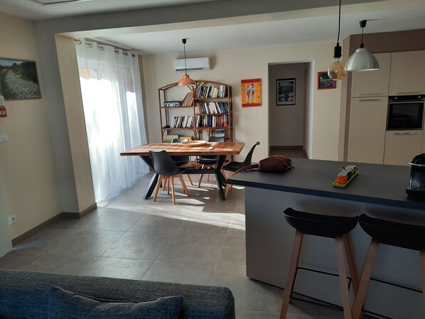 Interior - Superb villa 85 m2 (Nîmes)