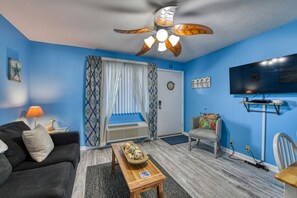 スマートテレビ、DVD プレーヤー