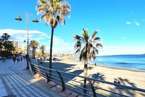 Sulla spiaggia