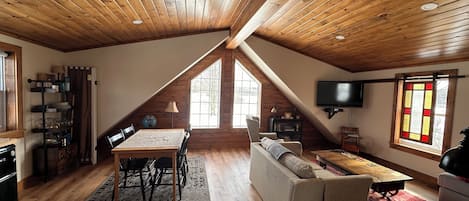 Smart TV, DVD player