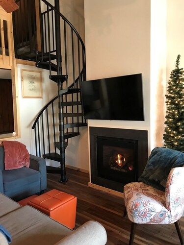 Cozy Townhouse, Greek Peak, Virgil, Cortland, NY