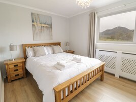 3 habitaciones, decoración personalizada y muebles diferentes