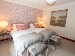 Casa de campo | 3 quartos, individualmente decorados, individualmente mobiliados