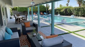 Piscine extérieure, piscine chauffée