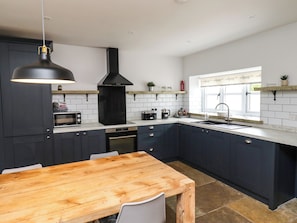 Ferienhaus | Eigene Küche | Kühlschrank, Geschirrspüler, Wasserkocher, Toaster