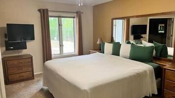 2 slaapkamers, een strijkplank/strijkijzer, wifi, beddengoed