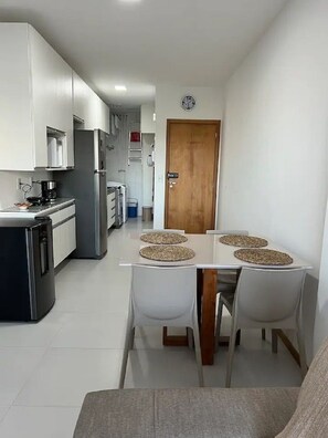Dining - Beautiful apartment in Bacutia (Guarapari)