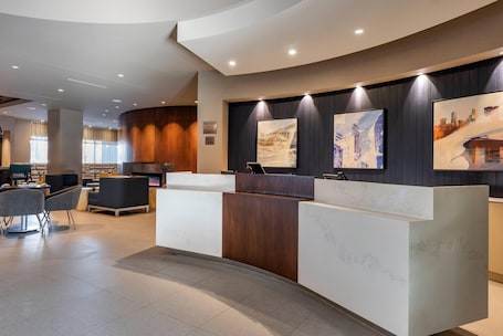 Lobby. Cambria Hotel Minneapolis Downtown