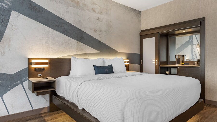 Cambria Hotel Minneapolis Downtown