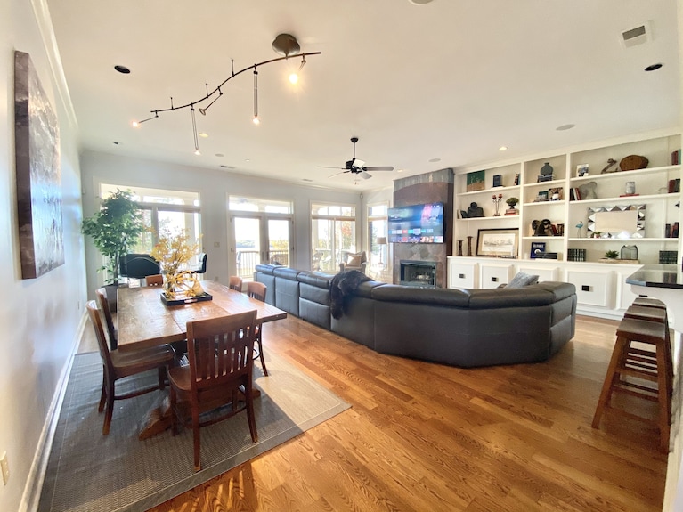 Memphis Dream House - 6 Bedrooms - On The River - Pool + Elevator + Gym + Views - 曼非斯