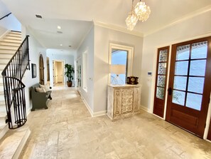 Interior - Memphis Dream House - 6 bedrooms - ON THE RIVER - Pool + Elevator + Gym + VIEWS (Memphis)