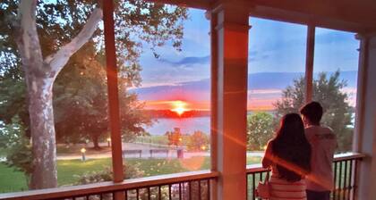 Memphis Dream House - 6 bedrooms - ON THE RIVER - Pool + Elevator + Gym + VIEWS