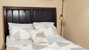 2 quartos, ferros/tábuas de passar roupa, Wi-Fi de cortesia