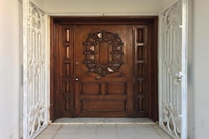 Interior - BIG VILLA WITH A PARKING (Site archéologique de Carthage)