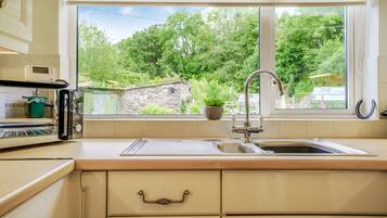 Cottage | Private kitchen