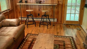 Een smart-tv en een open haard