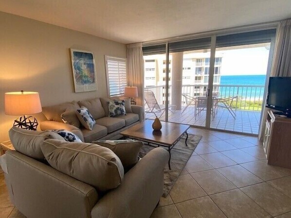 Unclassified image, 1 of 21, button