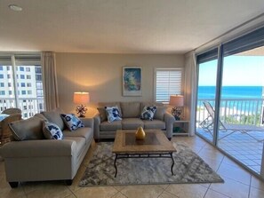 Unclassified image, 3 of 21, button