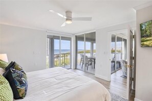 3 عدّة غرف نوم ومكتب