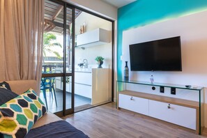 Deluxe Apartment | Living room