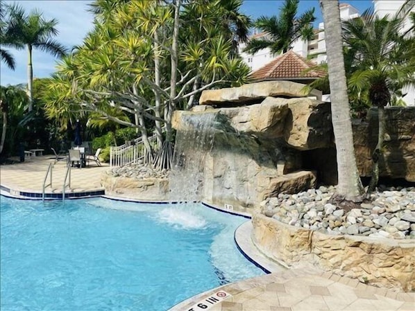 Pool - Beautifully remodeled end unit on the 5th floor! - REG 5-505 (Naples)