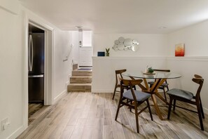 Dining - Enjoy everything Seattle has to offer in centrally located Central District (Seattle)