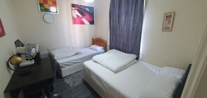 1 bedroom, desk, free WiFi - Stockwell holiday Inn (London)