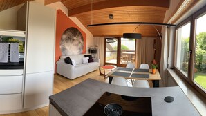 Interior - Lovingly furnished apartment in a quiet location, 10 min walk to the beach (Langenargen)