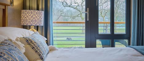 2 室のベッドルーム、客室ごとに異なる装飾、客室ごとに異なるインテリア