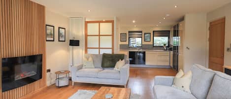 Cottage | Interior