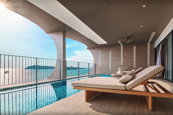 Suite (PARKROYAL) | Beach/ocean view