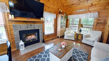 Smart TV, fireplace