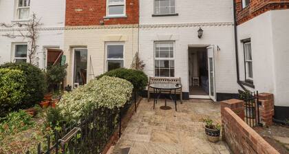 9 Harefield Cottages