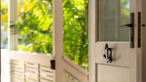 Interior - Baskk Mollymook take a moment, pause, unwind and absorb (Mollymook)