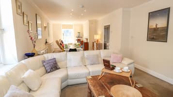 Cottage | Living room