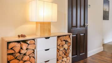 Cottage | 4 bedrooms, individually decorated, individually furnished, free WiFi