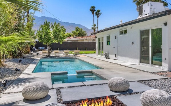 Outdoor pool, a heated pool