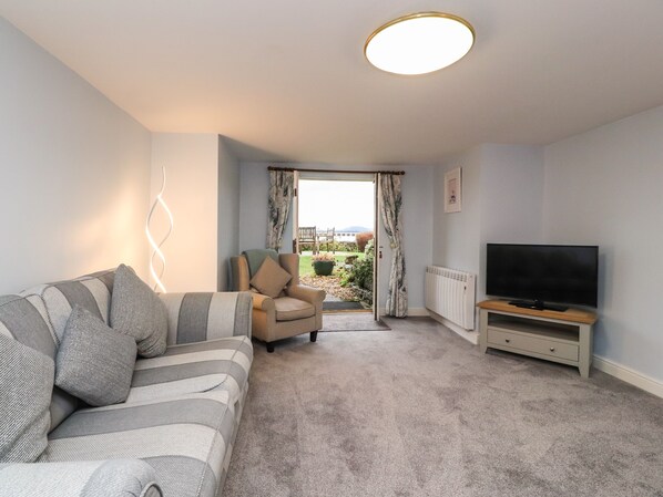 Cottage | Living area - Inglewood Court (Carnforth)