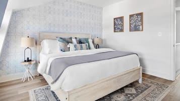 1 bedroom, desk, free WiFi, bed sheets