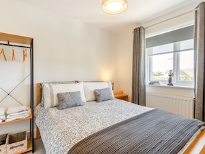 Cottage | 3 bedrooms, individually decorated, individually furnished, free WiFi