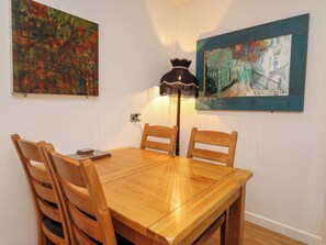 Cottage | Interior - Llys-yr-onnen (Carmarthen)