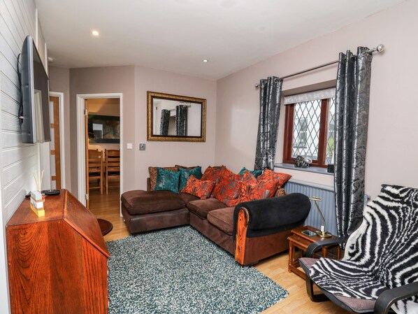 Cottage | Interior - Llys-yr-onnen (Carmarthen)