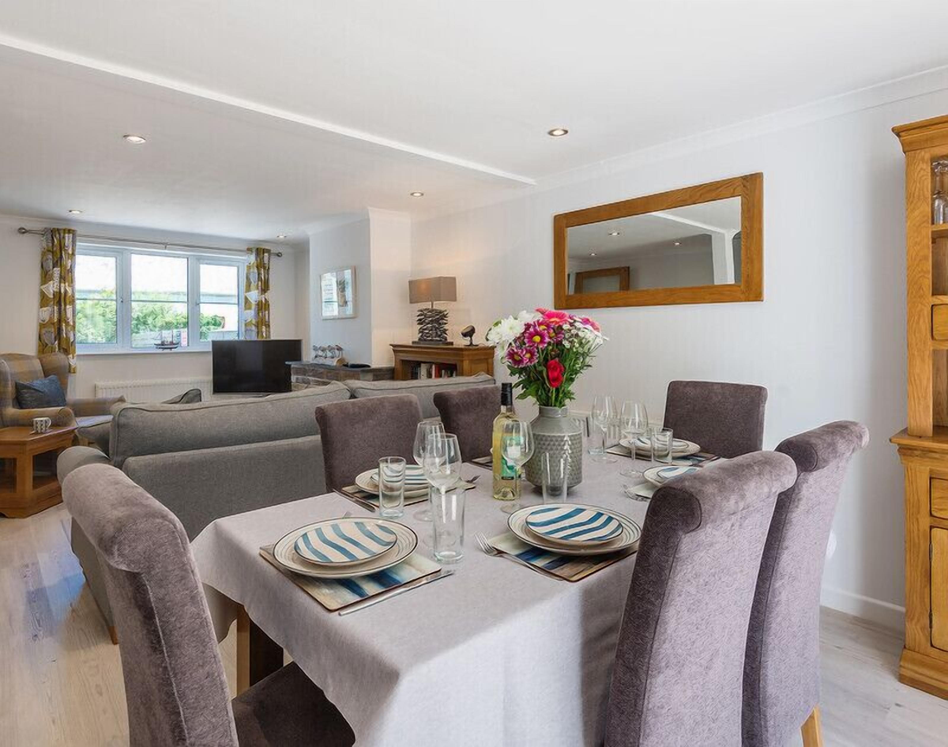 村舍 | 私人厨房 | 冰箱、洗碗机、烤面包机、厨具/餐具