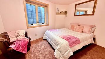 5 chambres, bureau, Wi-Fi, literie fournie