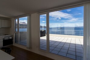 Deluxe Studio Suite, 2 Queen Beds, Balcony, Ocean View | Terrace/patio